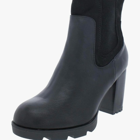 Journee Islana Comfort Foam Stacked Heel Boot - Picture 2 of 8